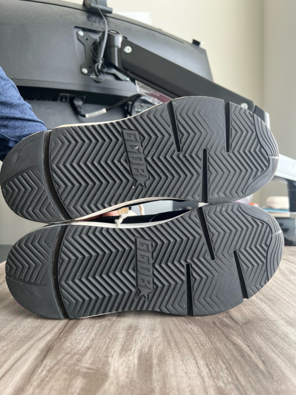 Golden Goose Running Sole Black Size 9.5 Women’s (Eu 40)/ 8 Men’s - Picture 9 of 9